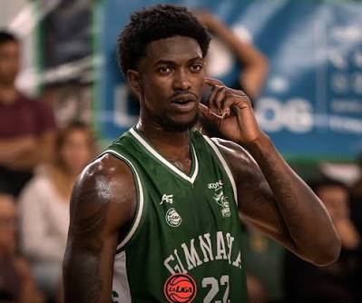 Bryan Carabalí completa el plantel de Atenas