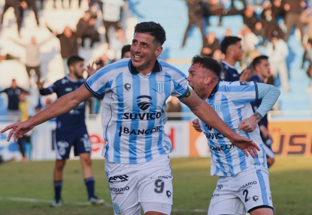 Sobre el final del partido, Racing logró una importante victoria en el Miguel Sancho