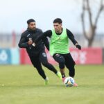 Instituto realizó una práctica de fútbol informal ante Argentino Peñarol