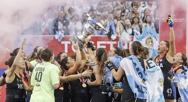 Las Leonas con las cordobesas Jankunas y Miranda son campeonas del Mundo