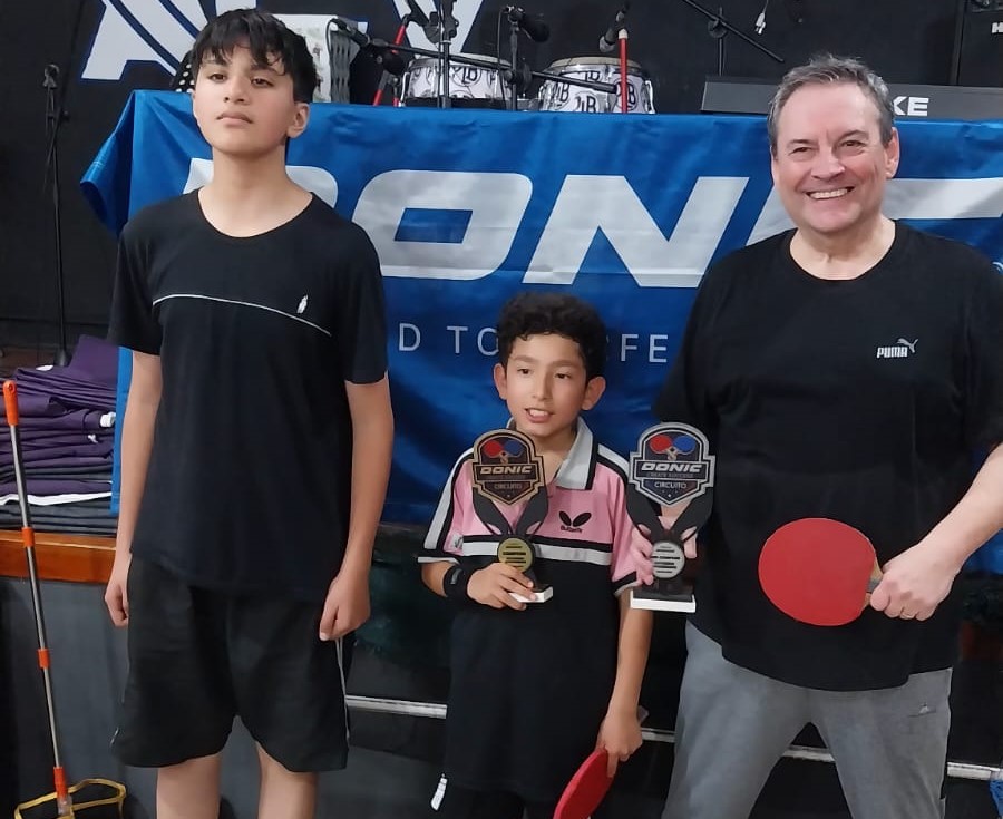Con la participación de los «Aficionados» dio comienzo el Tercer Circuito DONIC en ACV Tenis de Mesa