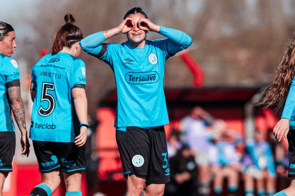 Belgrano aplastó a Independiente de visitante