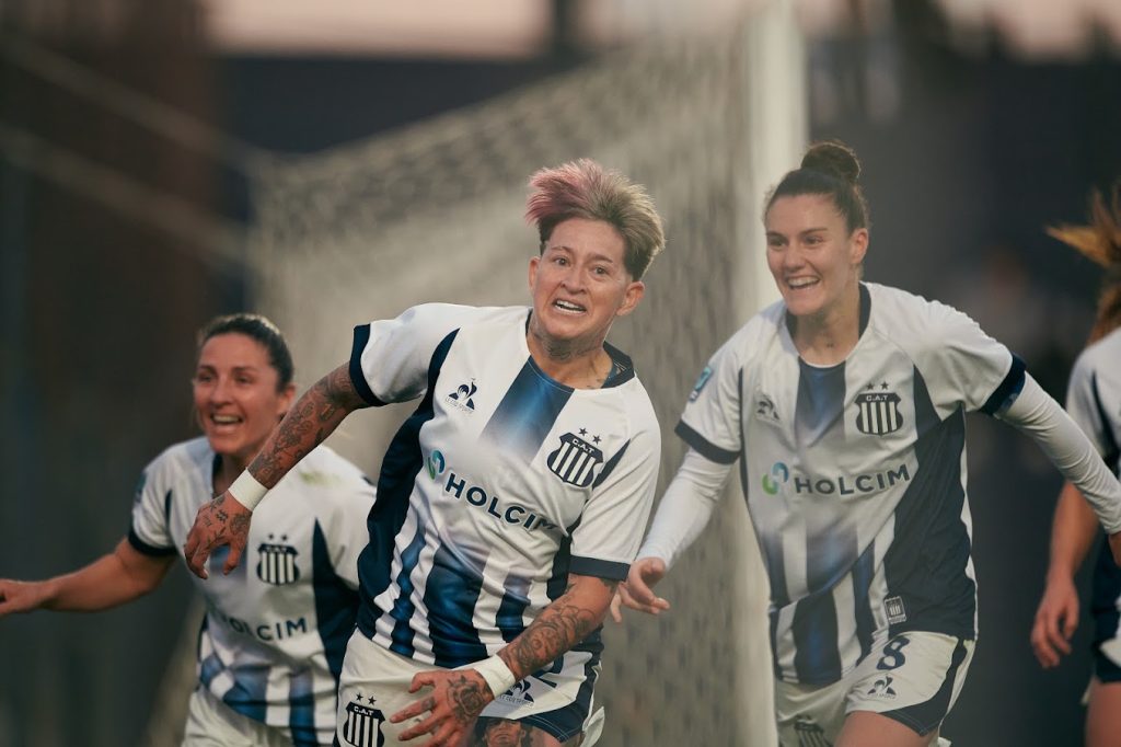 Gran triunfo de Las Matadoras en La Boutique