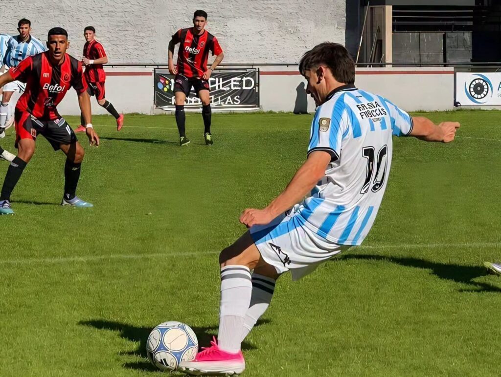 Defensores de Belgrano le ganó a Racing en un partido polémico