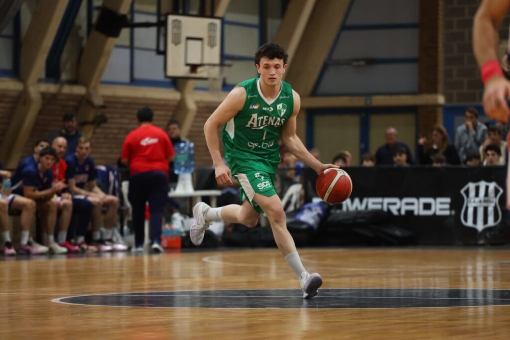 Atenas jugó su último amistoso