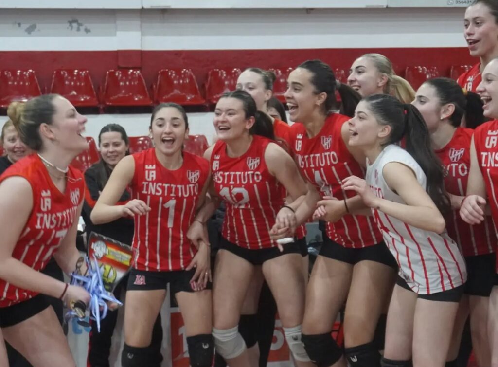 Instituto y El Tala los campeones del Abierto Internacional de Voleibol