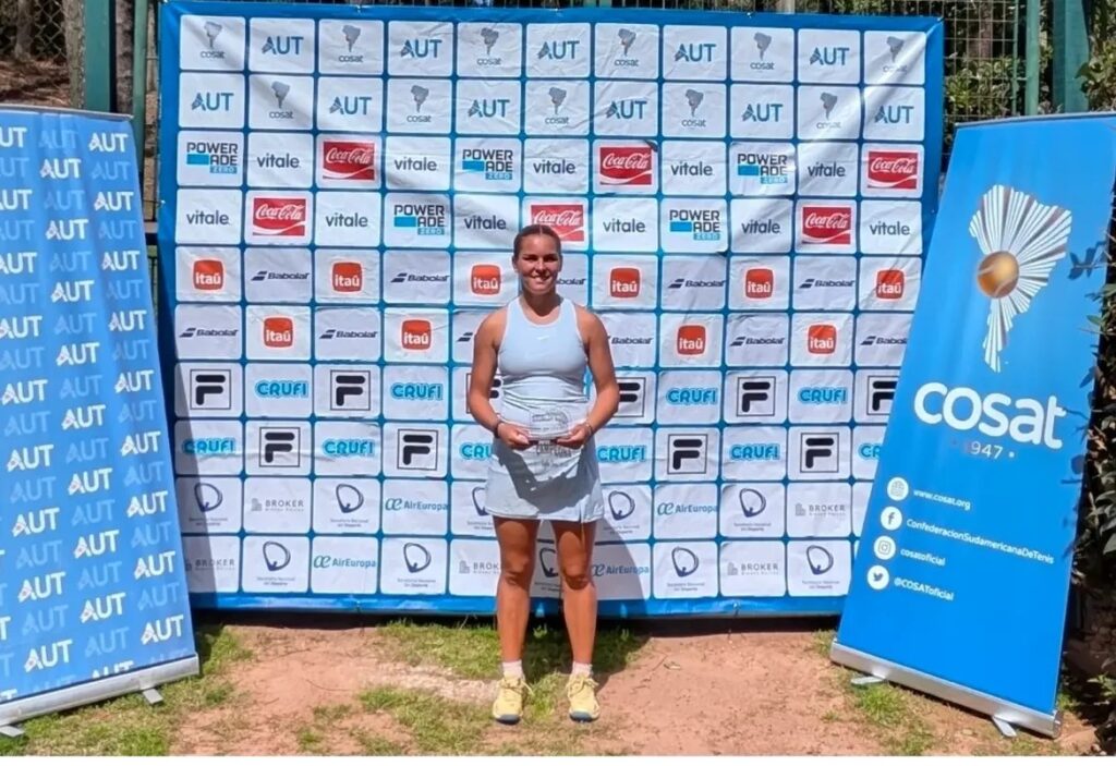 La cordobesa Martina Piccolo se quedó con el Uruguay Bowl de la gira Cosat