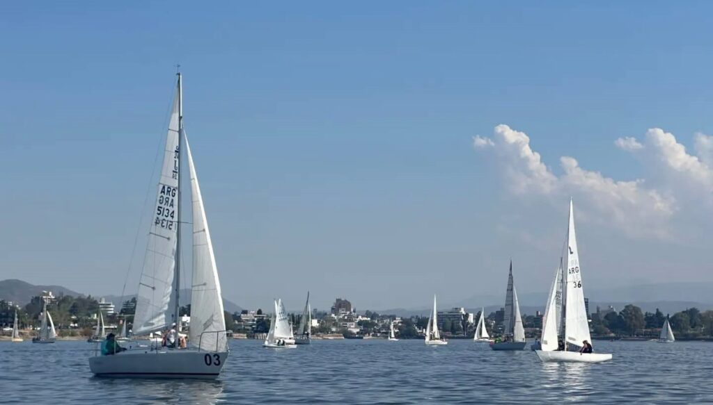 Celebración de 20 años de la Regata de la Primavera con récord de embarcaciones