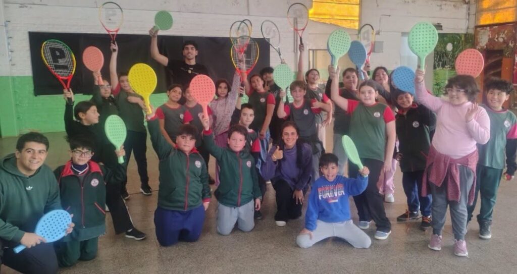 Tenis Escolar: Escuela Primera Junta