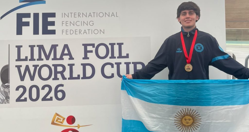 Emanuel Cena, el cordobés campeón de la Copa del Mundo de Esgrima en Lima