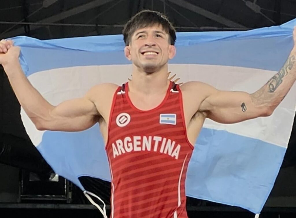 Agustín Destribats, su calidad y compromiso en la élite mundial de la Lucha