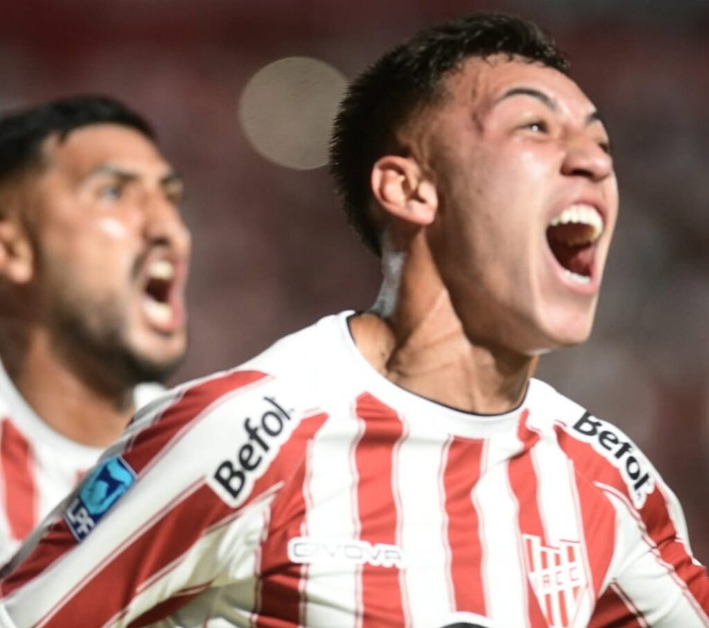 Instituto visita a Estudiantes con el objetivo de asegurar la cima de su zona