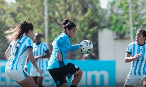 Las Celestes perdieron con Racing en Buenos Aires